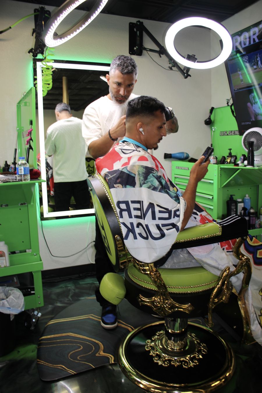 Precision fade in progress, mirror reflection